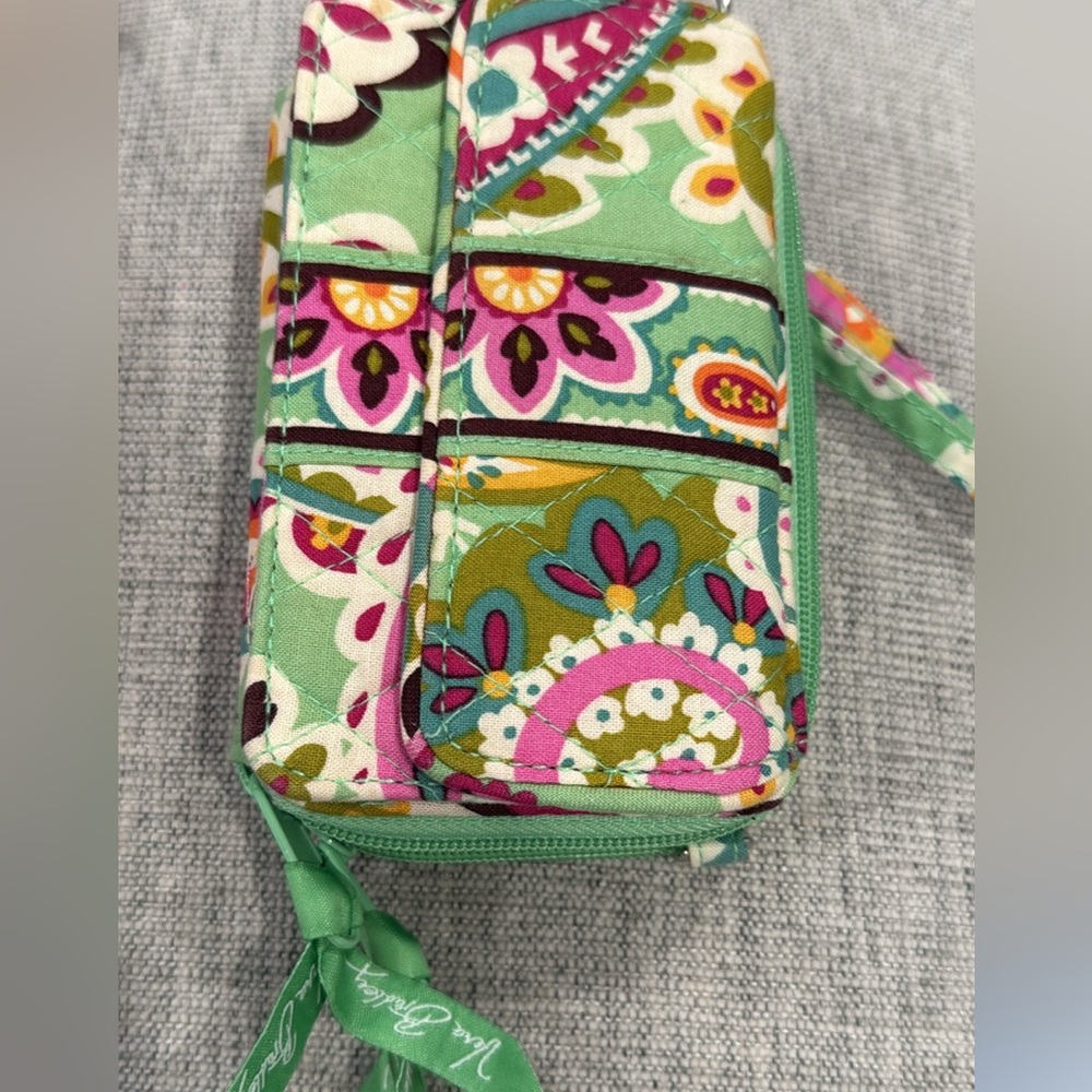 Vera Bradley Green Floral Women's wristlet